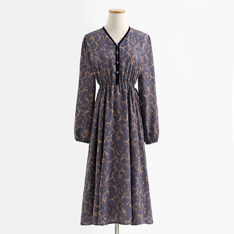 Flowery Silk Long Sleeves DressFrench retro minority temperament gentle wind long sleeve Floral Dress  2254