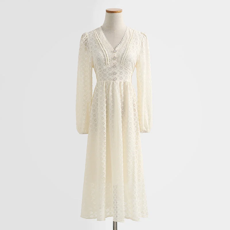 Flowery Lace Long Sleeves DressDress long sleeved fairy lace skirt with thin waist, retro white first love skirt  2337