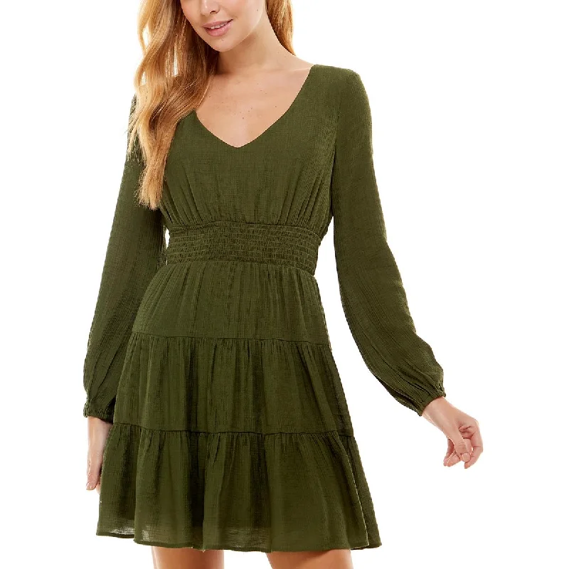 Flowing Long Sleeves DressCity Studio Womens Juniors Smocked Long Sleeves Fit & Flare Dress