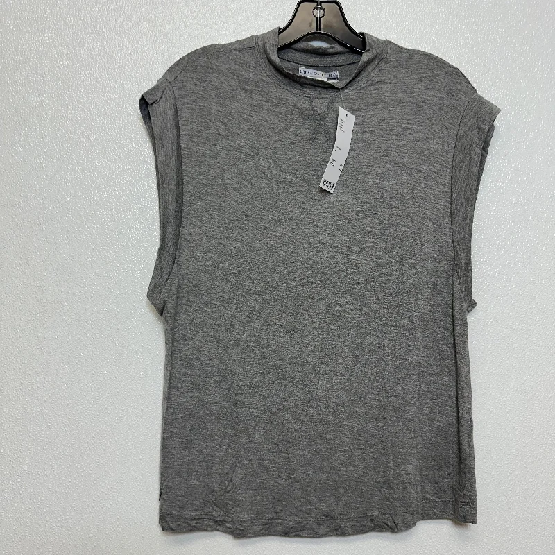 women's tops for those who love to dress up their casual looks with stylish topsTop Sleeveless Basic By Urban Outfitters  Size: S