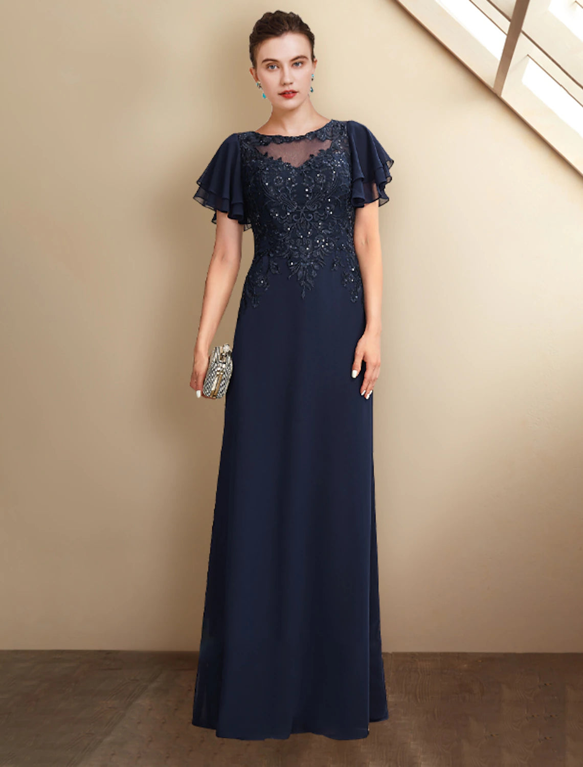 sequined wedding dressesA-Line Mother of the Bride Dress Plus Size Elegant Jewel Neck Floor Length Chiffon Lace Short Sleeve with Sequin Appliques